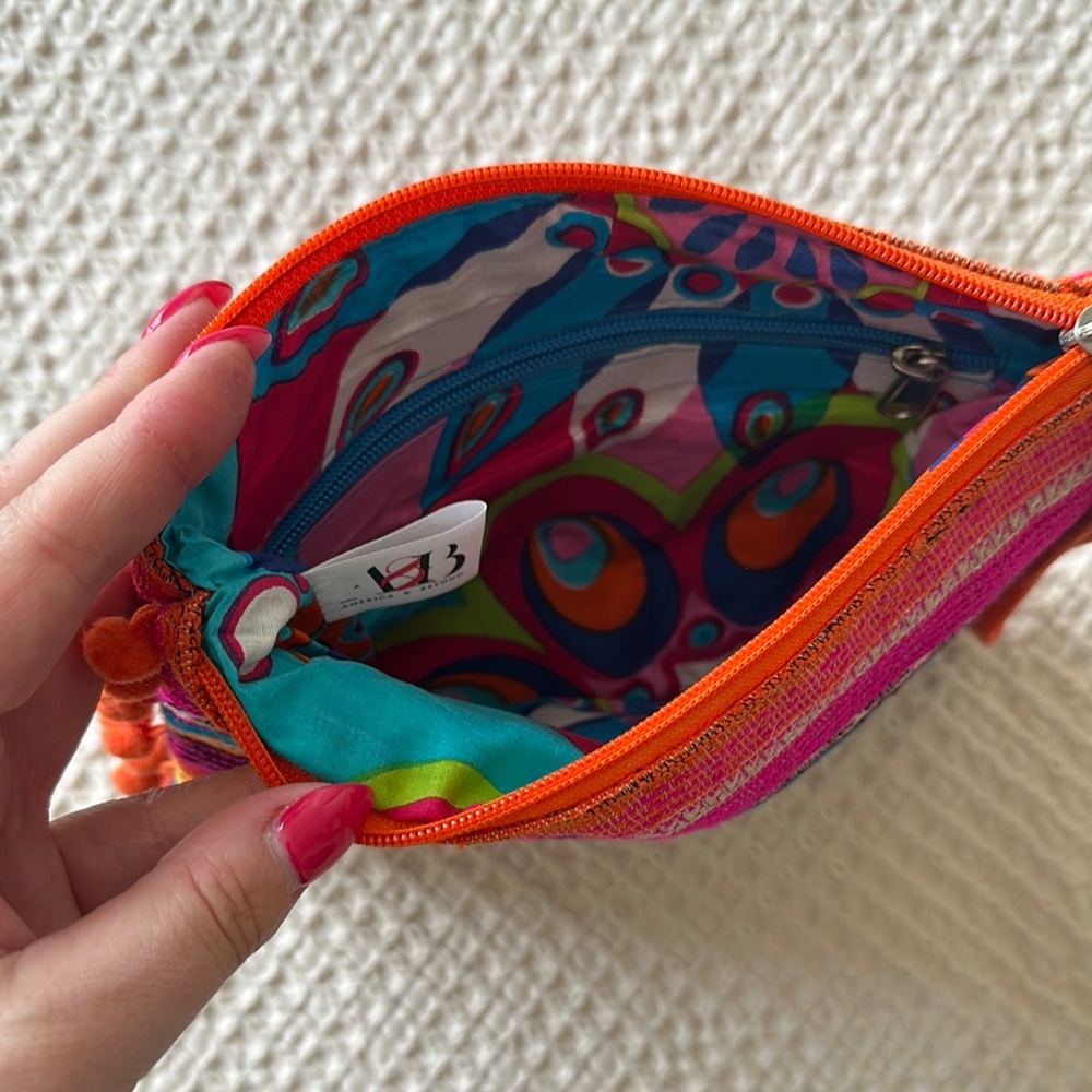Colorful Patterned Clutch Set - Picture 9 of 13